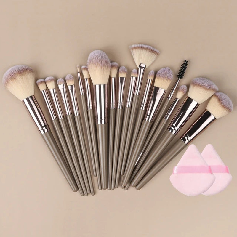 1/20Pcs Makeup Brush Set Professional Super Soft Detail Blush Highlighter Foundation Concealer Eyeshadow Brush Women Beauty Tool