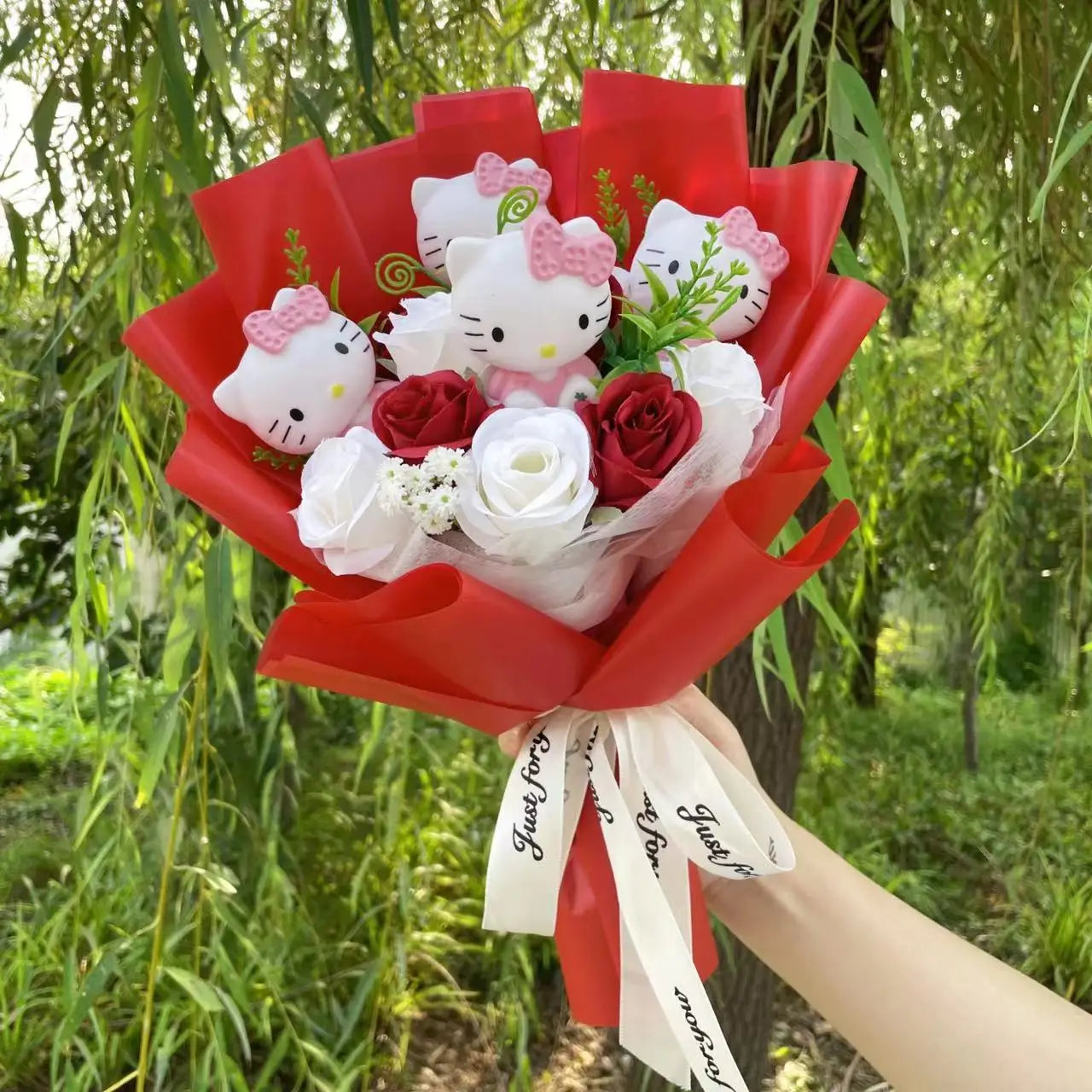 Hello Kitty Flower Bouquet Gift