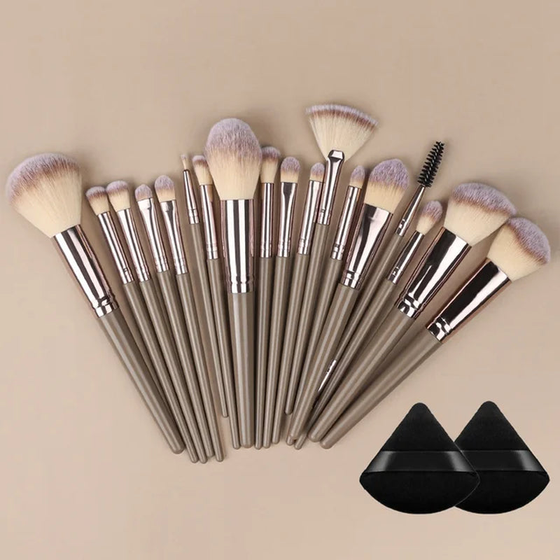 1/20Pcs Makeup Brush Set Professional Super Soft Detail Blush Highlighter Foundation Concealer Eyeshadow Brush Women Beauty Tool