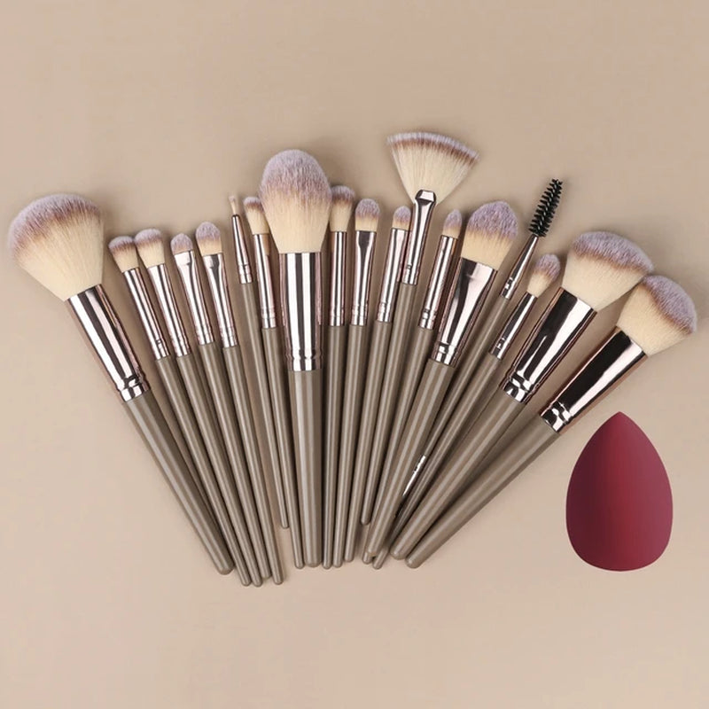 1/20Pcs Makeup Brush Set Professional Super Soft Detail Blush Highlighter Foundation Concealer Eyeshadow Brush Women Beauty Tool